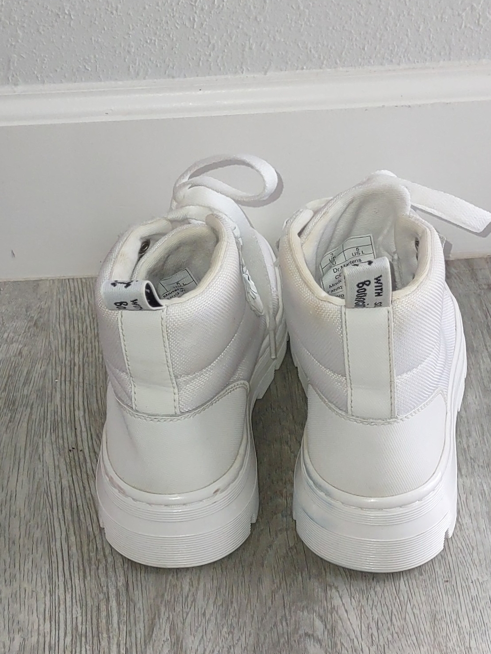 Dr. Martens White High-Top Sneakers Size 5 - Picture 6 of 8